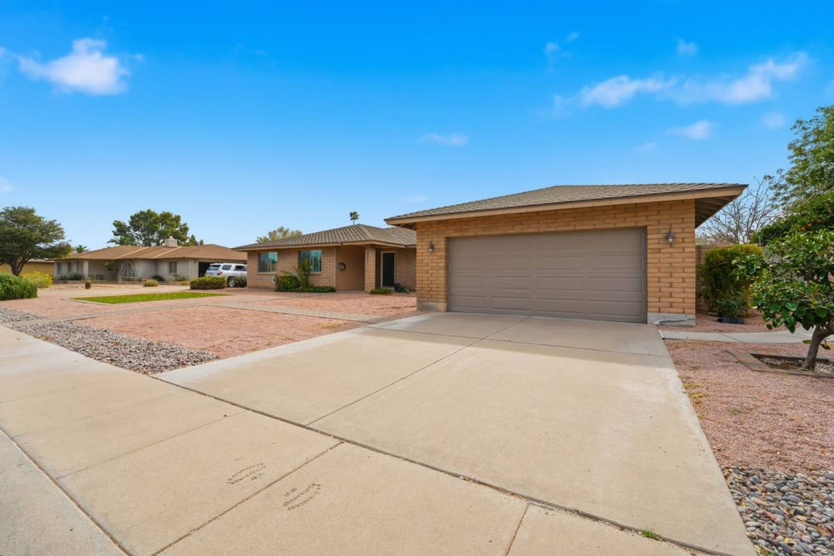 House for rent at 2051 E Hermosa Dr, Tempe, AZ 85282
