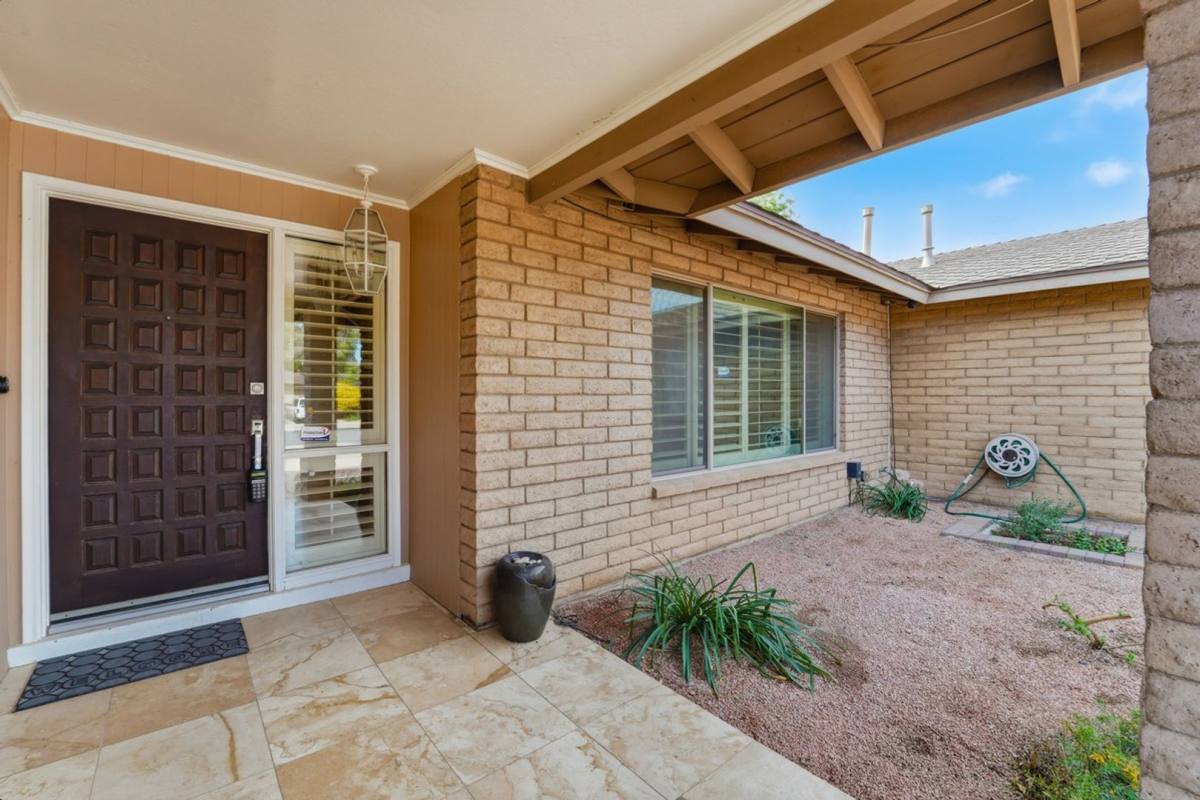 House for rent at 2051 E Hermosa Dr, Tempe, AZ 85282