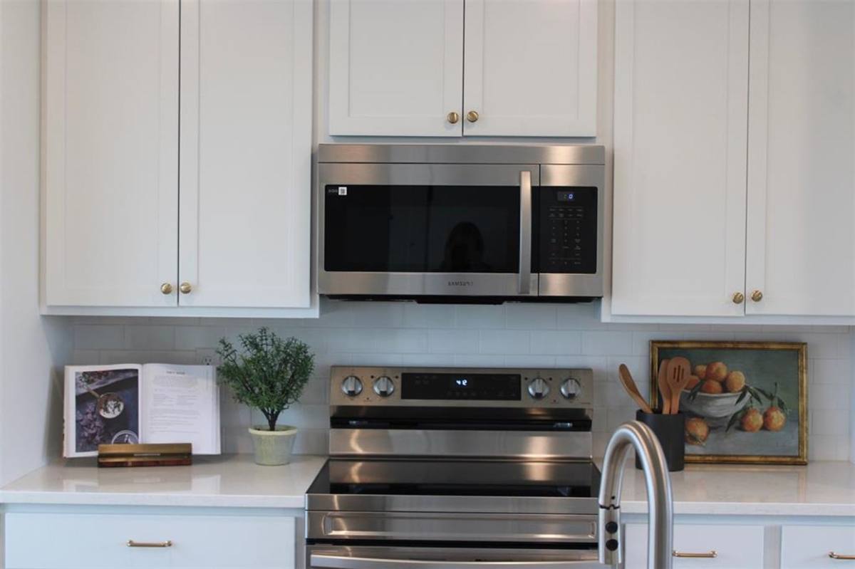 Townhouse for rent at 1439 SE Superior Lane, Waukee, IA 50263
