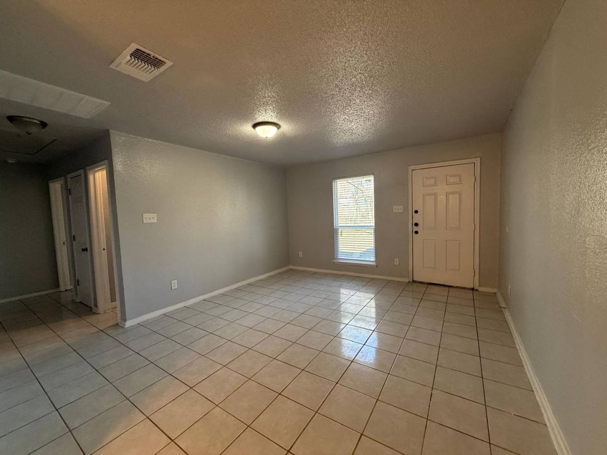 House for rent at 1311 Hortencia, San Antonio, TX 78228