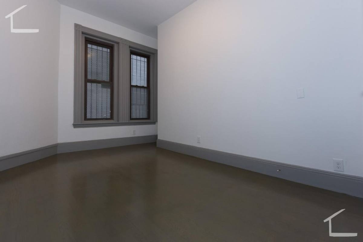 Apartment for rent at 15 Belvidere St #5R, Boston, MA 02115