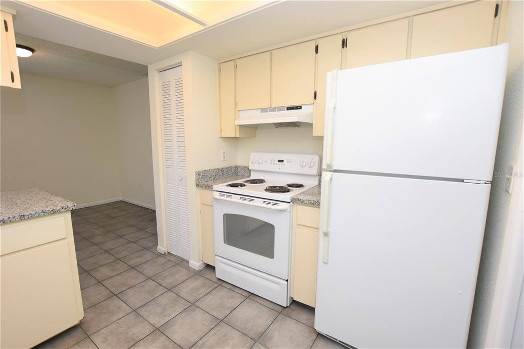 Apartment for rent at 1804 Crystal Grove Dr, Lakeland, FL 33801