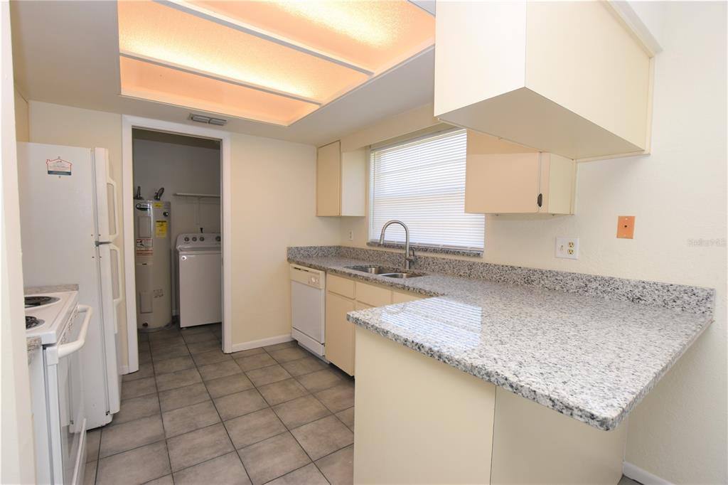 Apartment for rent at 1804 Crystal Grove Dr, Lakeland, FL 33801