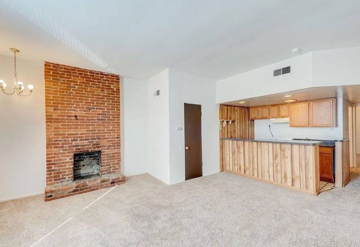 Apartment for rent at 3508 Cable Place, Pittsburgh, PA 15213