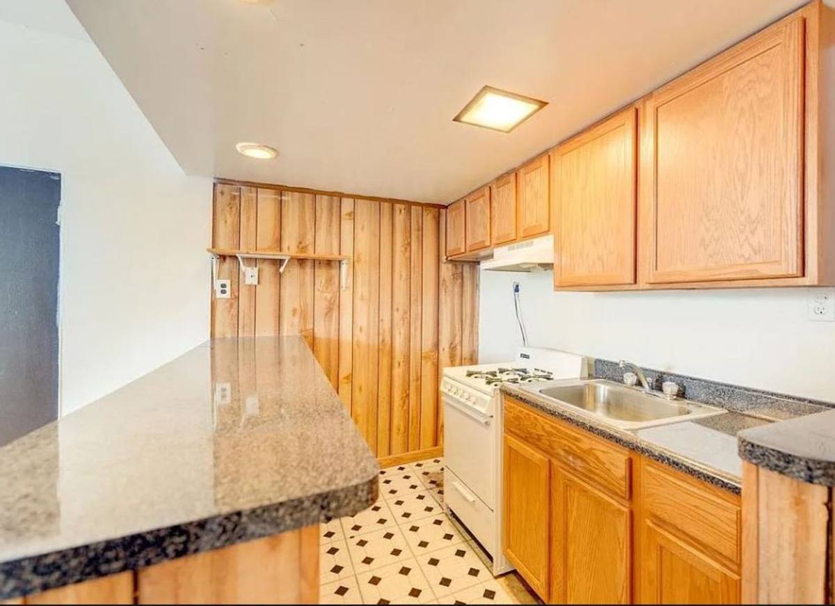 Apartment for rent at 3508 Cable Place, Pittsburgh, PA 15213