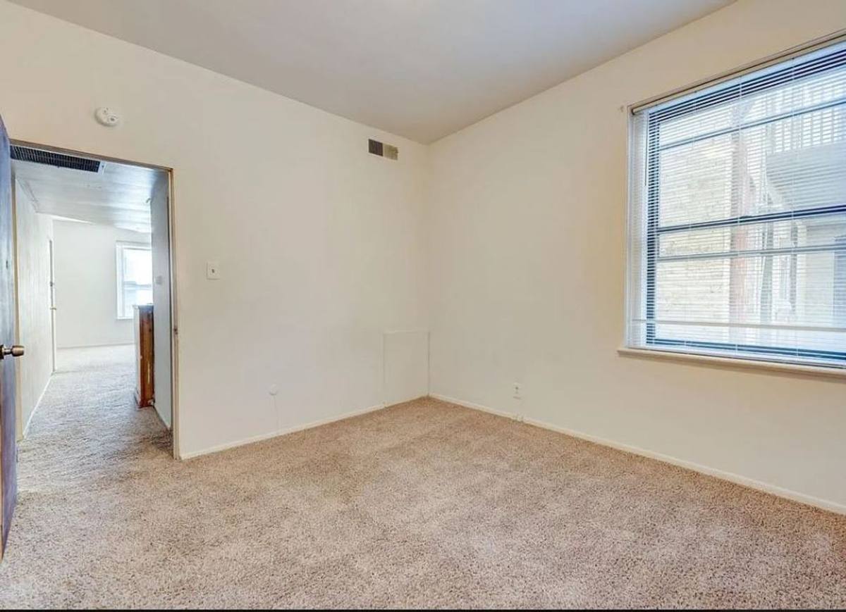 Apartment for rent at 3508 Cable Place, Pittsburgh, PA 15213