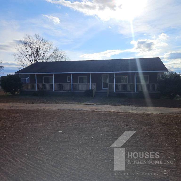 House for rent at 102 Pierce Cook Rd, Woodruff, SC 29388