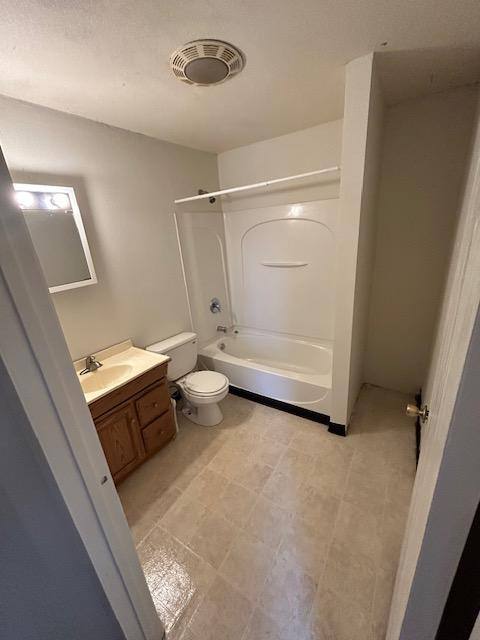 Apartment for rent at 544 Broadway St S #4, Menomonie, WI 54751