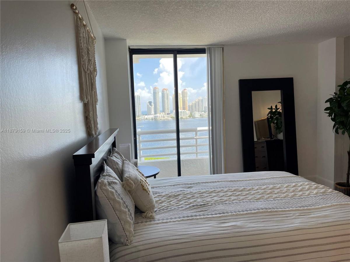 Apartment for rent at 3300 NE 192 St #3300PH16, Miami, FL 33180