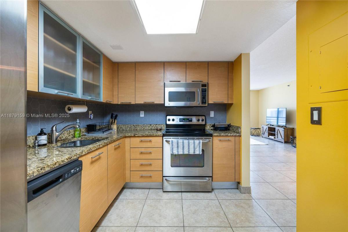Apartment for rent at 3300 NE 192 St #3300PH16, Miami, FL 33180