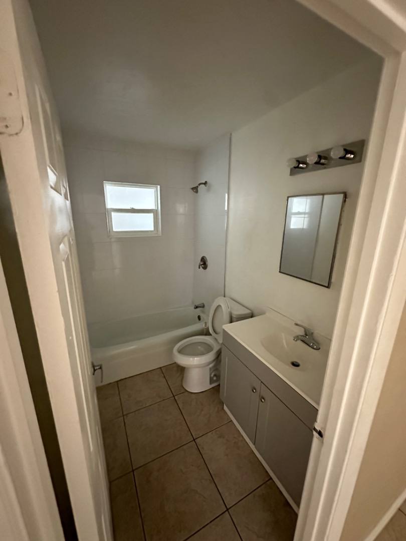 Apartment for rent at 912 60th Ave Terrace W #914 A, Bradenton, FL 34207