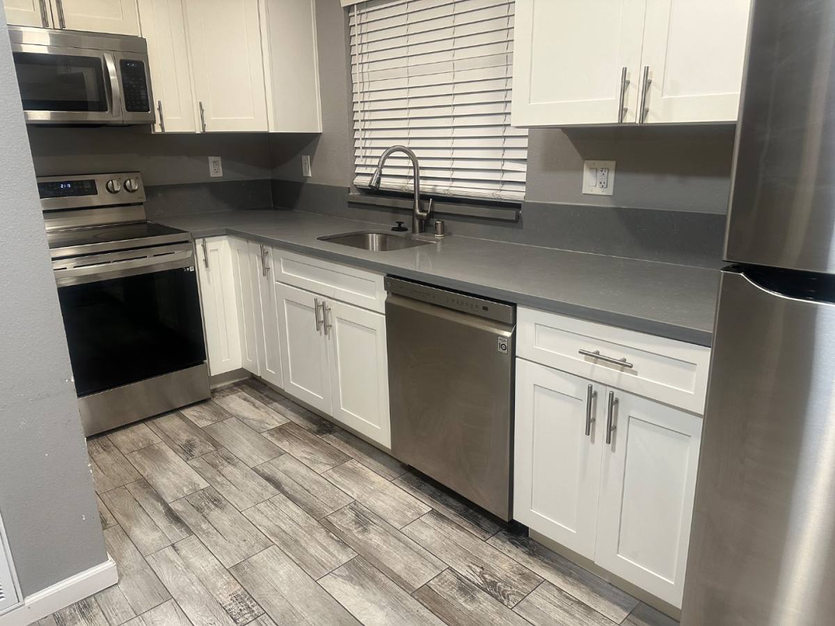 Apartment for rent at 1017 U St #3, Sacramento, CA 95818