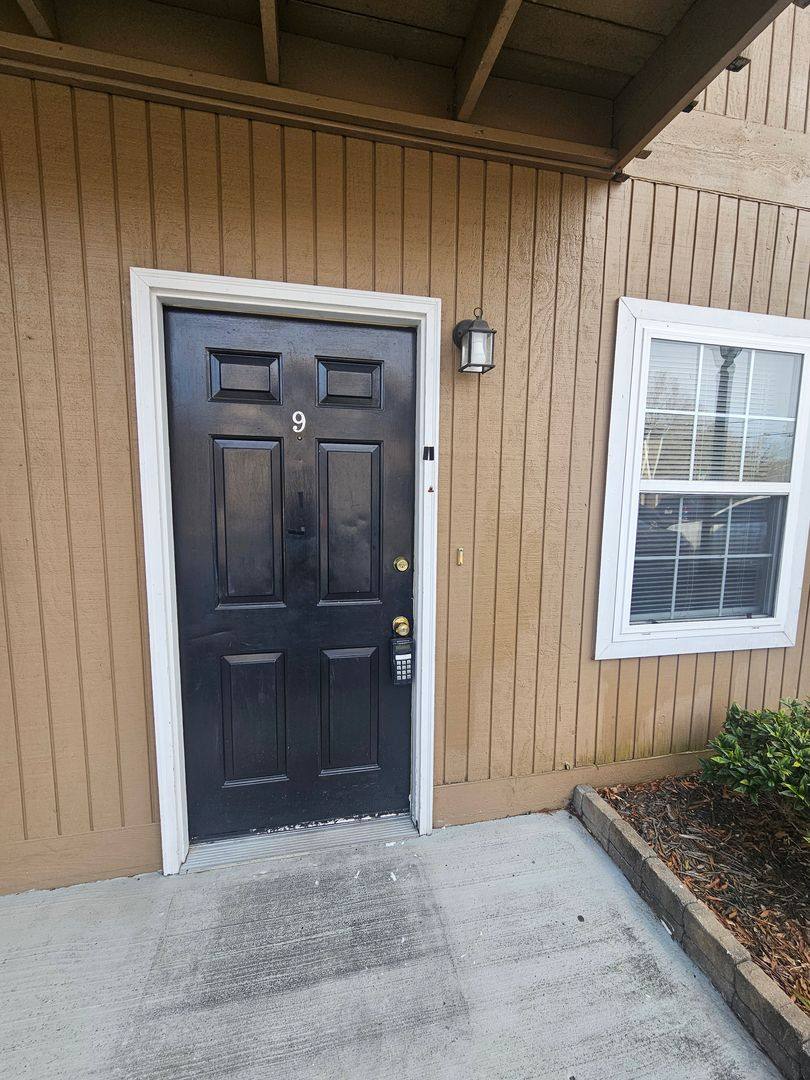Apartment for rent at 1802 Hamil Rd, Hixson, TN 37343