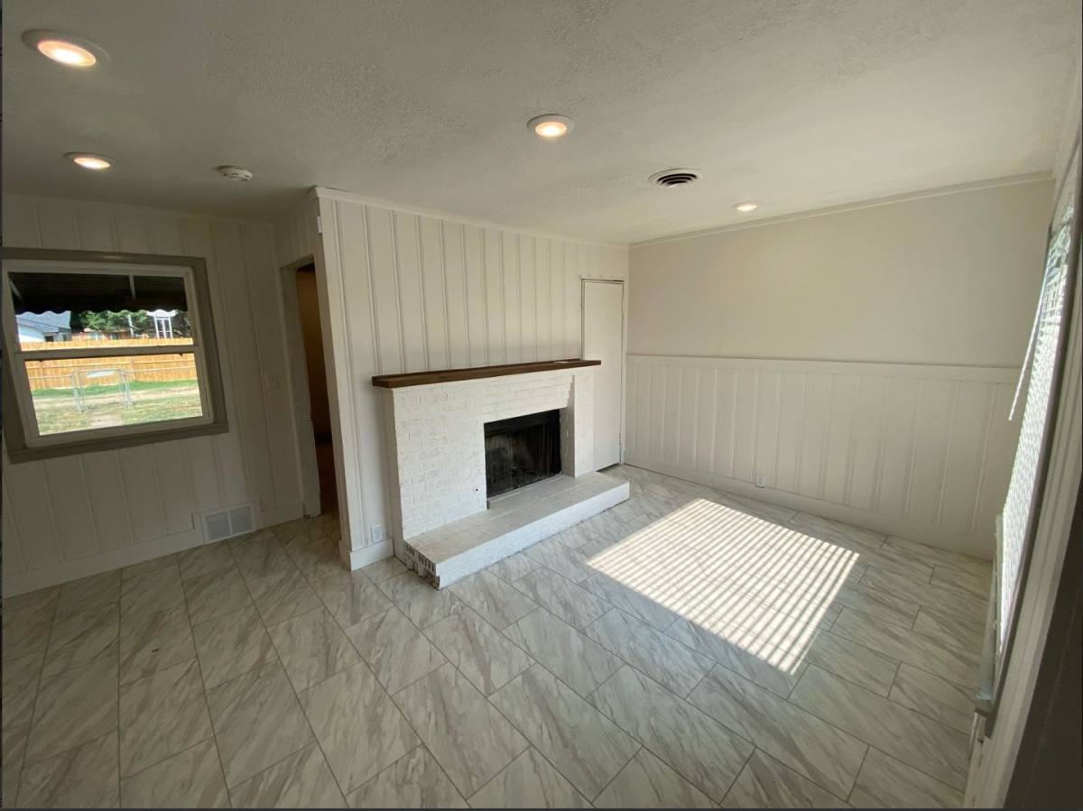 House for rent at 1011 Walnut St, Idalou, TX 79329