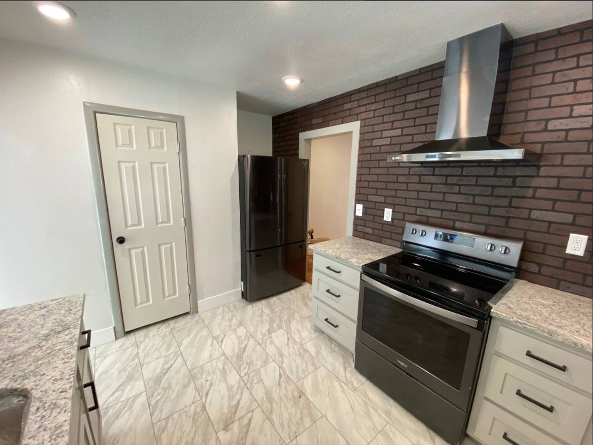 House for rent at 1011 Walnut St, Idalou, TX 79329