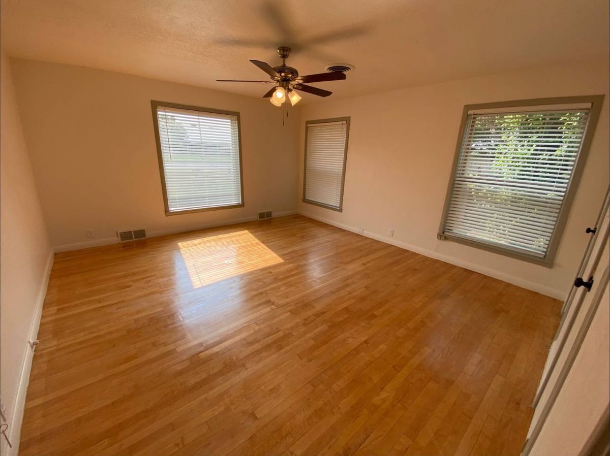 House for rent at 1011 Walnut St, Idalou, TX 79329