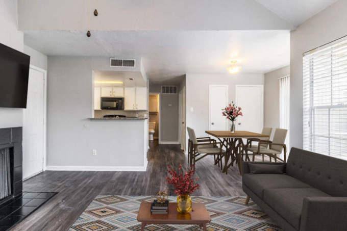 Apartment for rent at 14141 Champions Dr, Houston, TX 77069