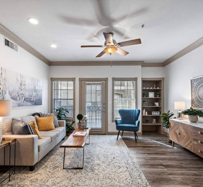 2727 Elmside Dr, Houston, TX 77042 - Apartment For Rent - Image 1