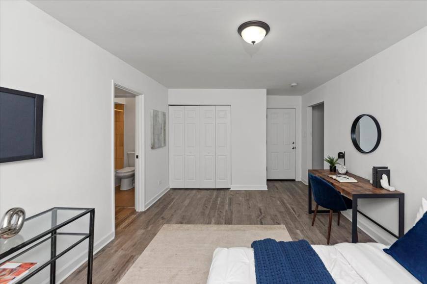 Apartment for rent at 6211 N Kenmore, Chicago, IL 60660