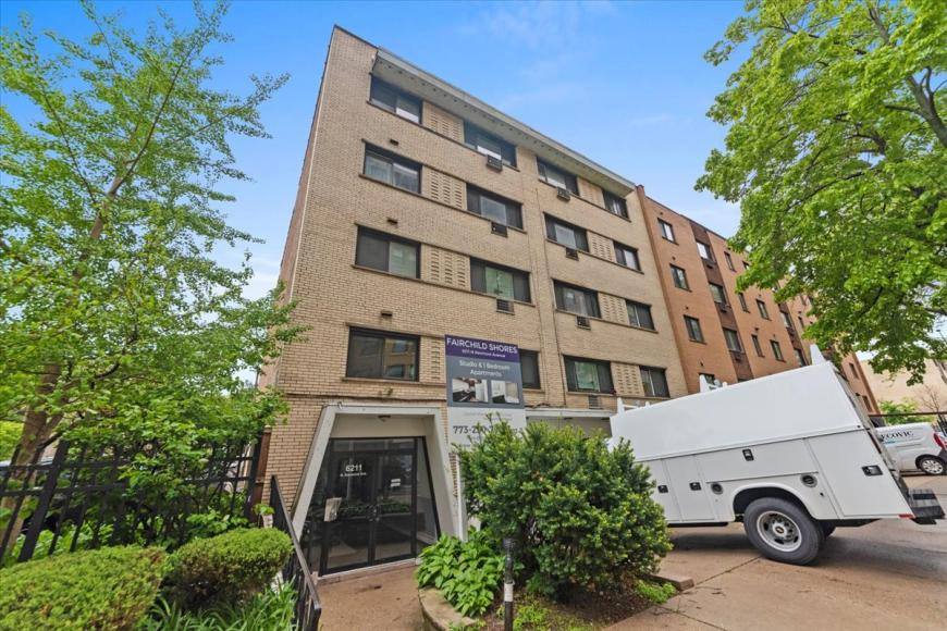 Apartment for rent at 6211 N Kenmore, Chicago, IL 60660