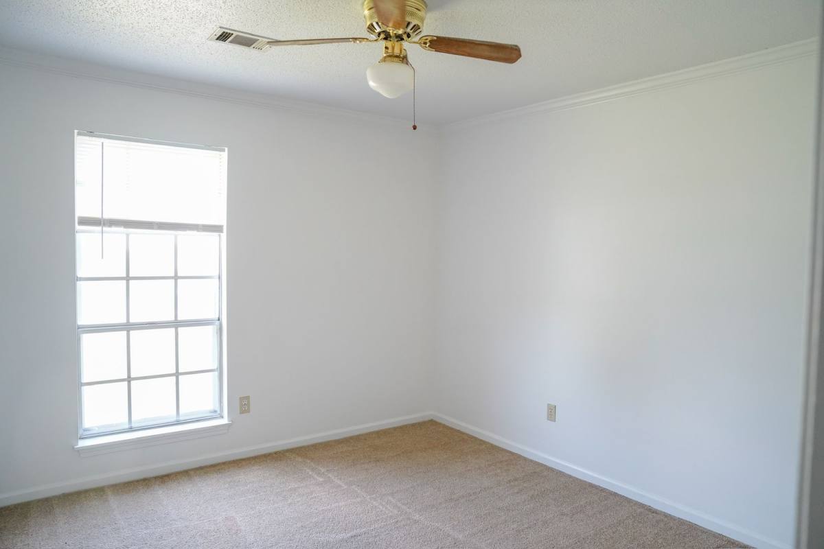 House for rent at 1311 Royal Oaks Court E, Tuscaloosa, AL 35404