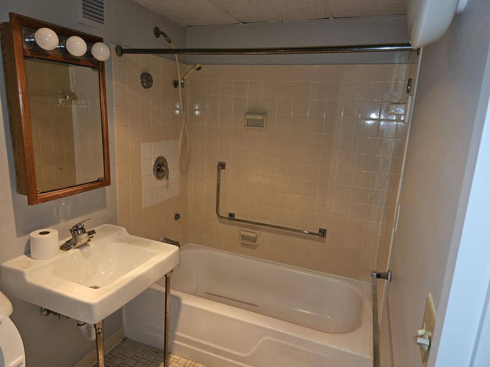 Apartment for rent at 130 S 3rd St, Harrisburg, PA 17101