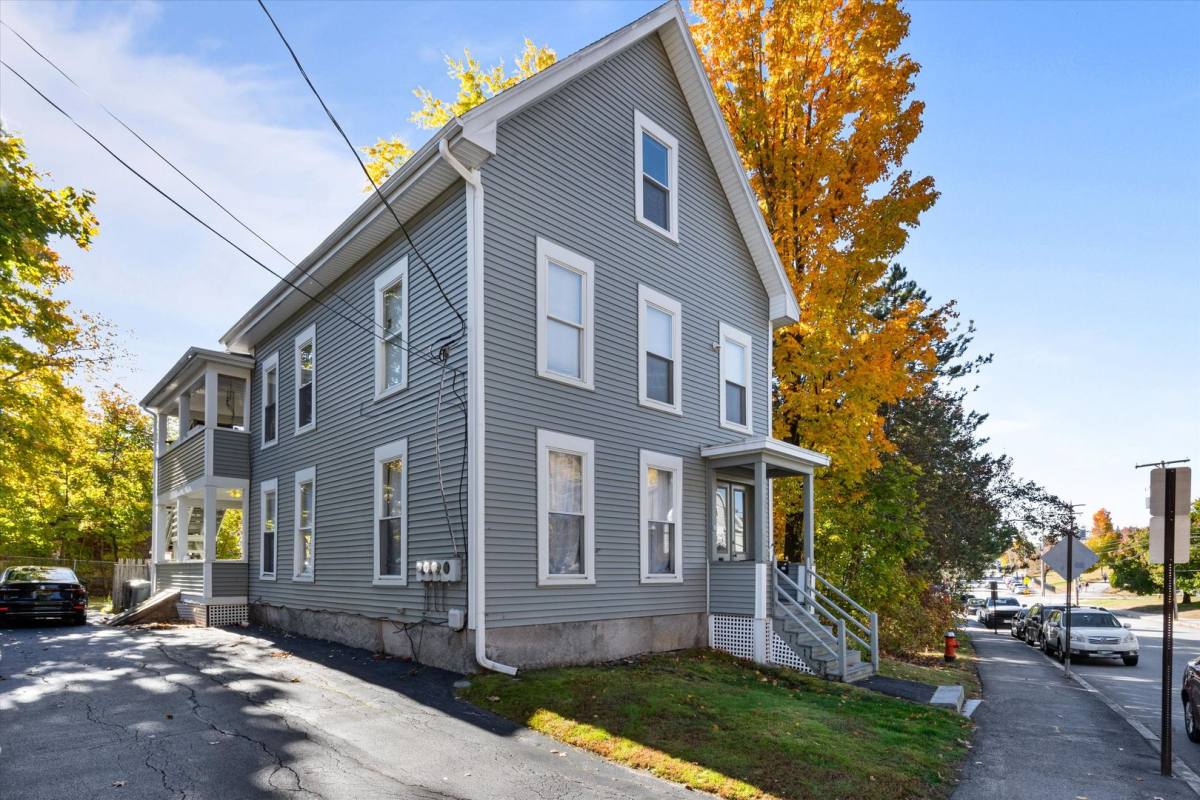 Apartment for rent at 113 Warren St, Concord, NH 03301