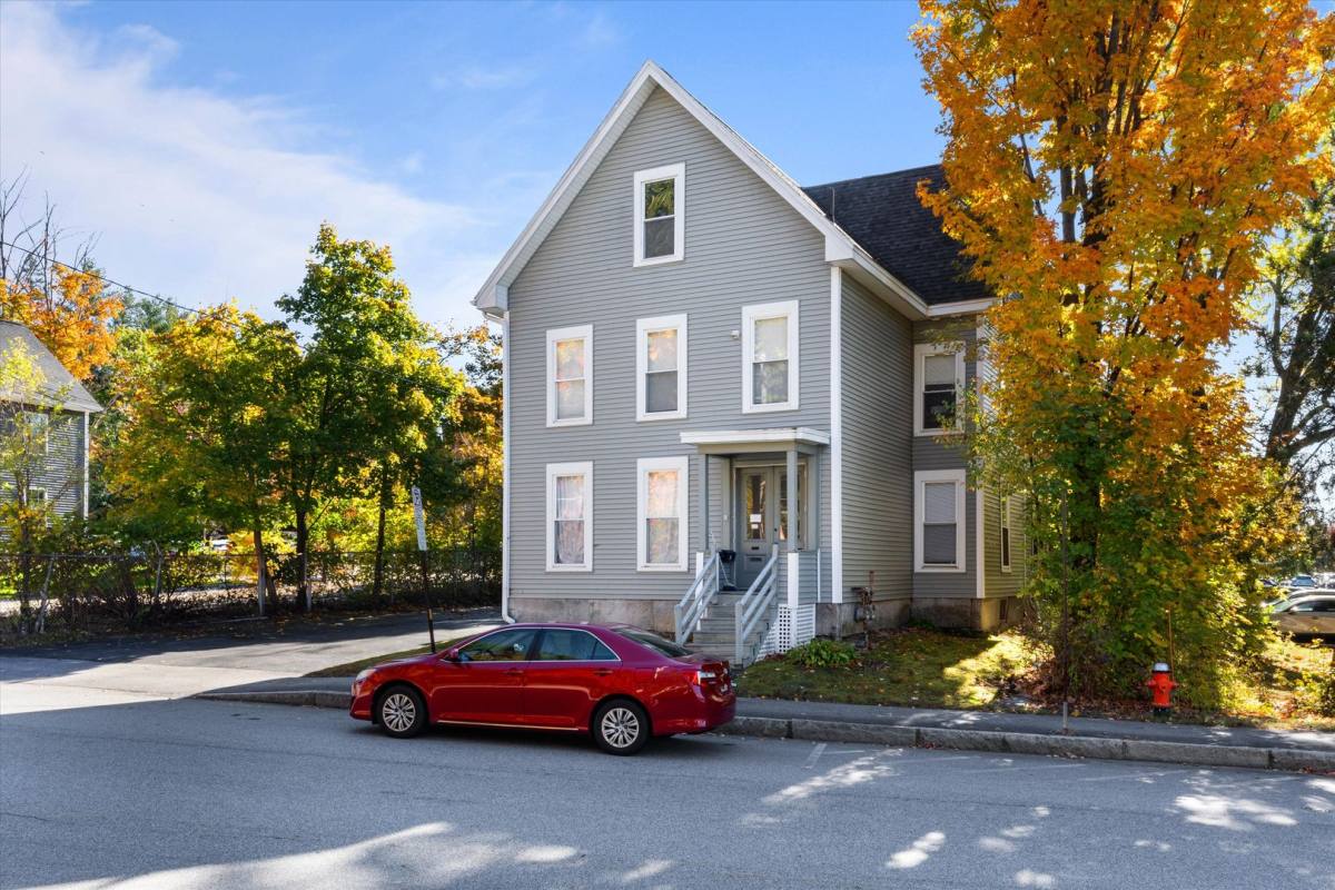 Apartment for rent at 113 Warren St, Concord, NH 03301