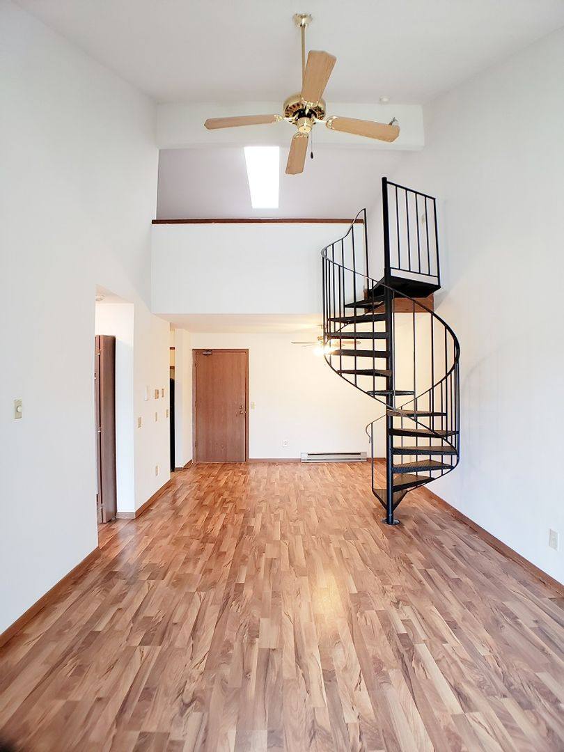 Apartment for rent at 5806 Raymond Rd, Madison, WI 53711