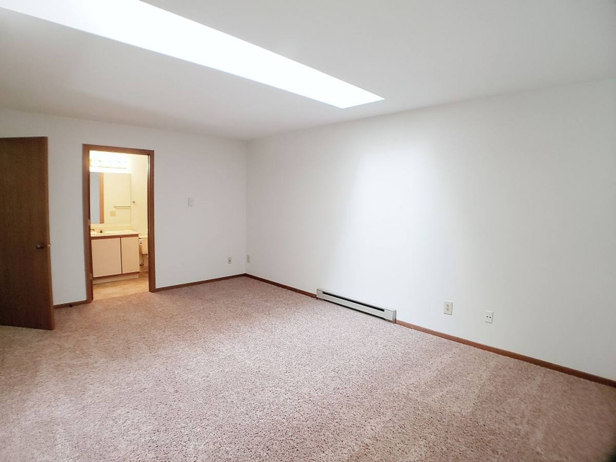 Apartment for rent at 5806 Raymond Rd, Madison, WI 53711