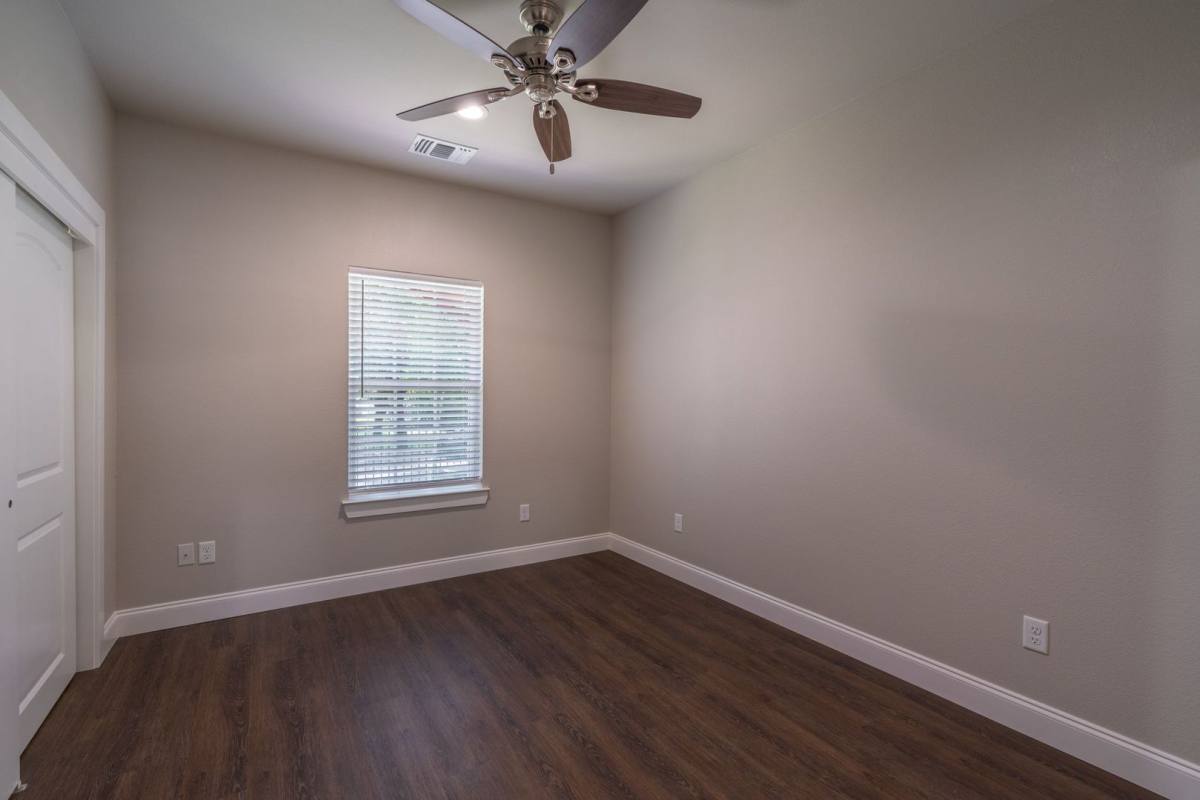 Apartment for rent at 1912 Jackson, Commerce, TX 75428