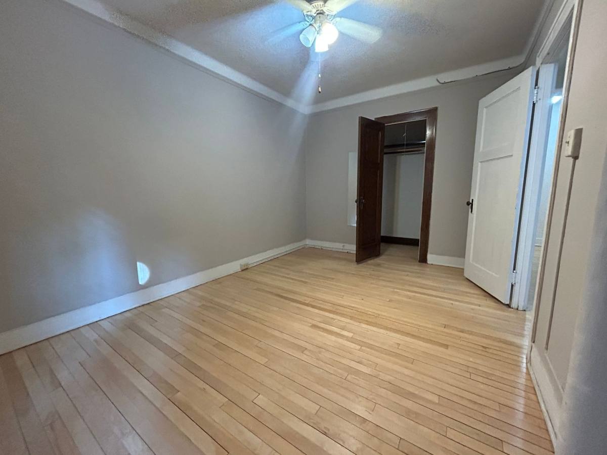Apartment for rent at 913 E Kilbourn Ave, Milwaukee, WI 53202
