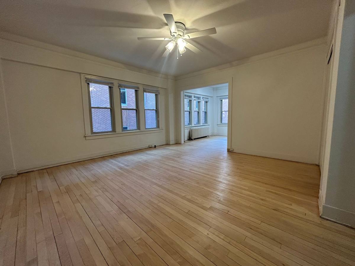 Apartment for rent at 913 E Kilbourn Ave, Milwaukee, WI 53202