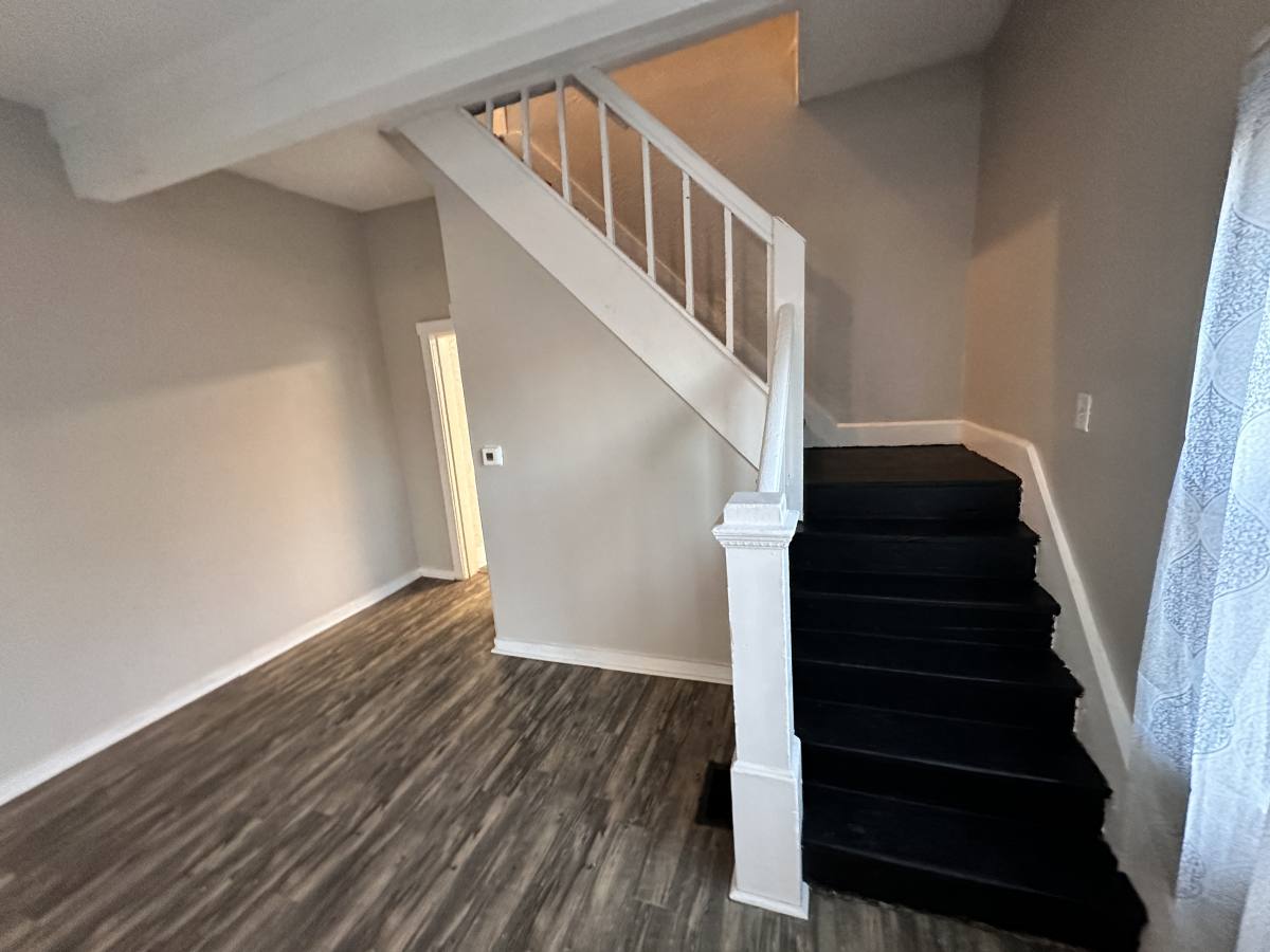 Townhouse for rent at 110 N Grant Ave, Indianapolis, IN 46201