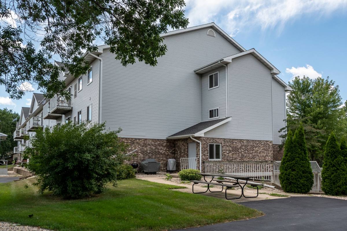 Apartment for rent at 802 W Main St, Waunakee, WI 53597