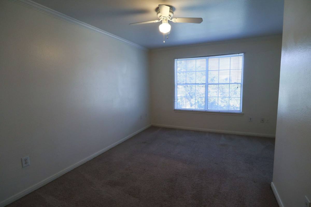 Apartment for rent at 501 W 26th St, Austin, TX 78705