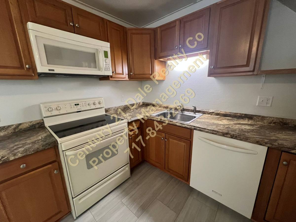 House for rent at 7324 Lincoln Highway, Thomasville, PA 17364