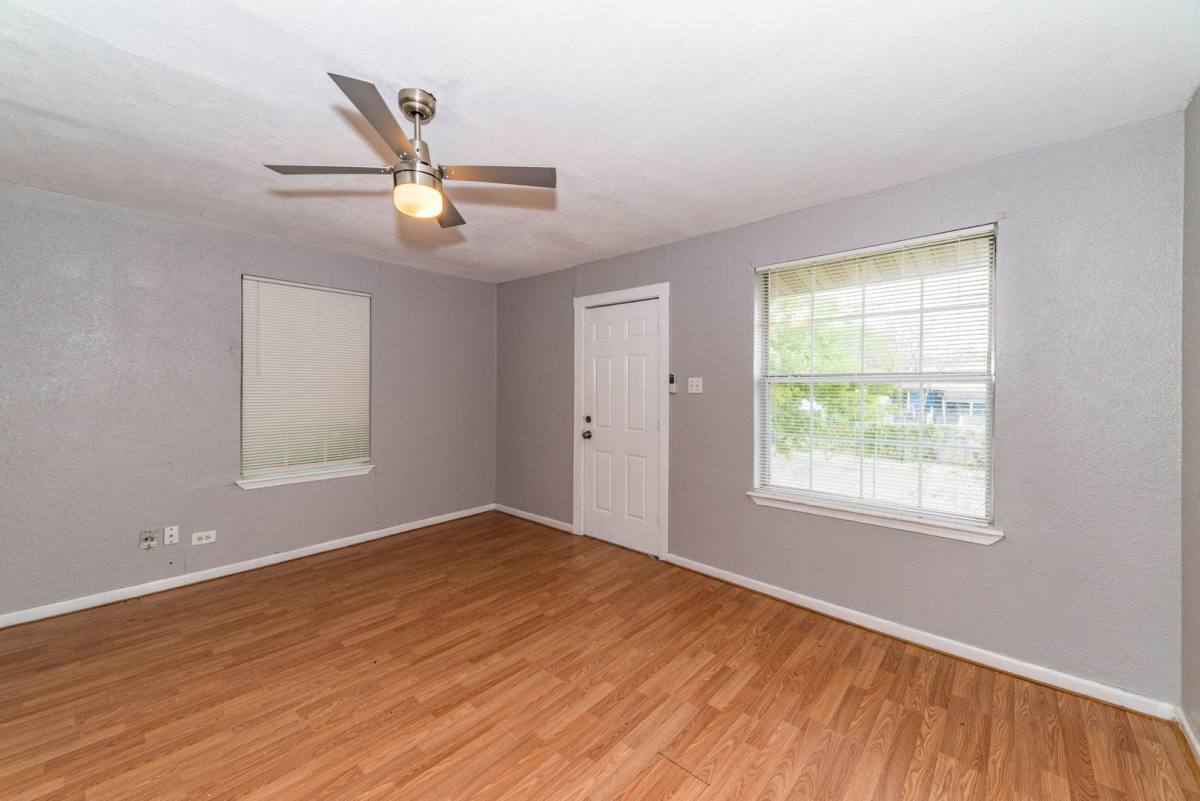 Townhouse for rent at 508 Bee St, San Antonio, TX 78208