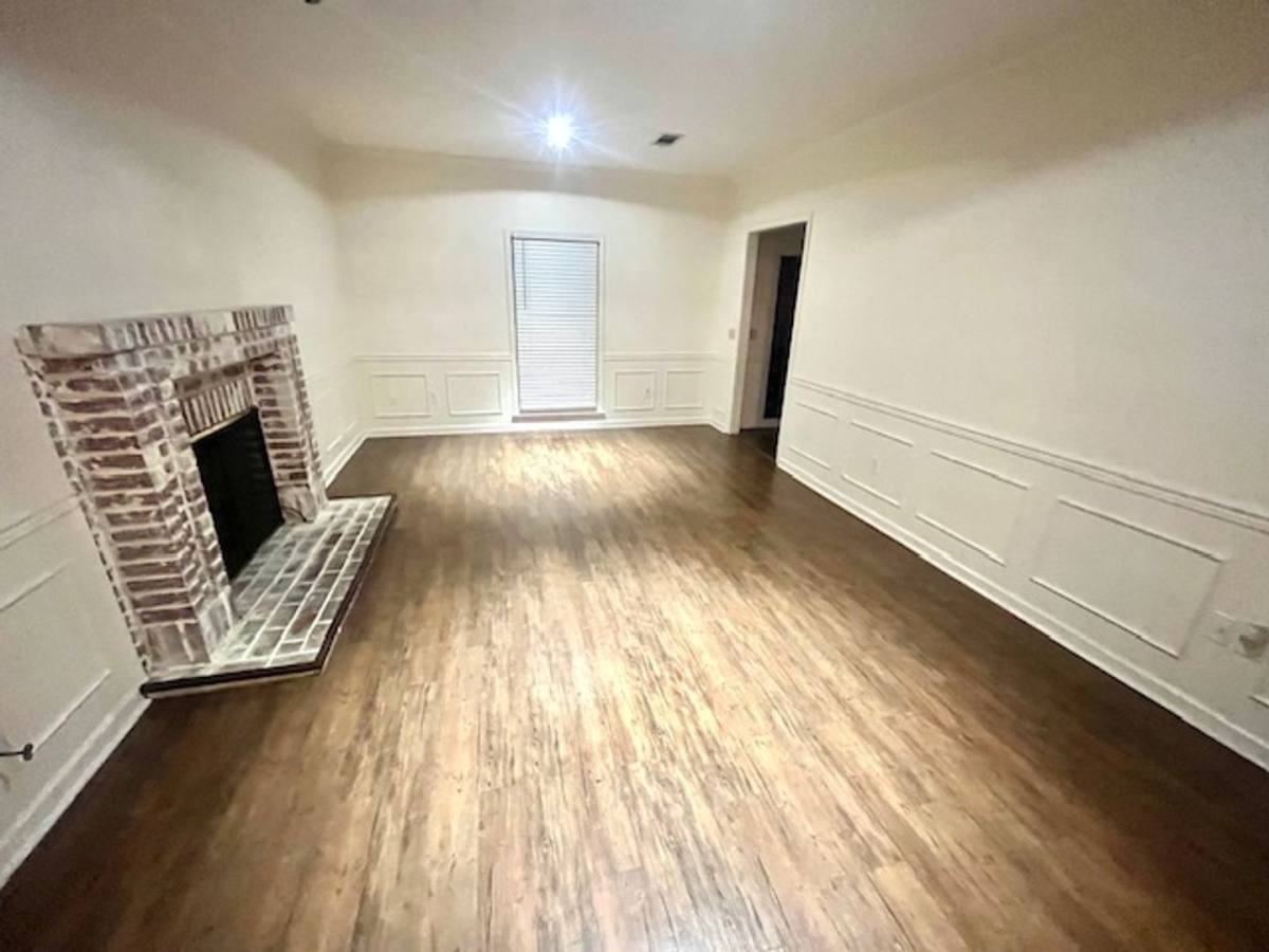 Apartment for rent at 1127 Quinn St, Jackson, MS 39202