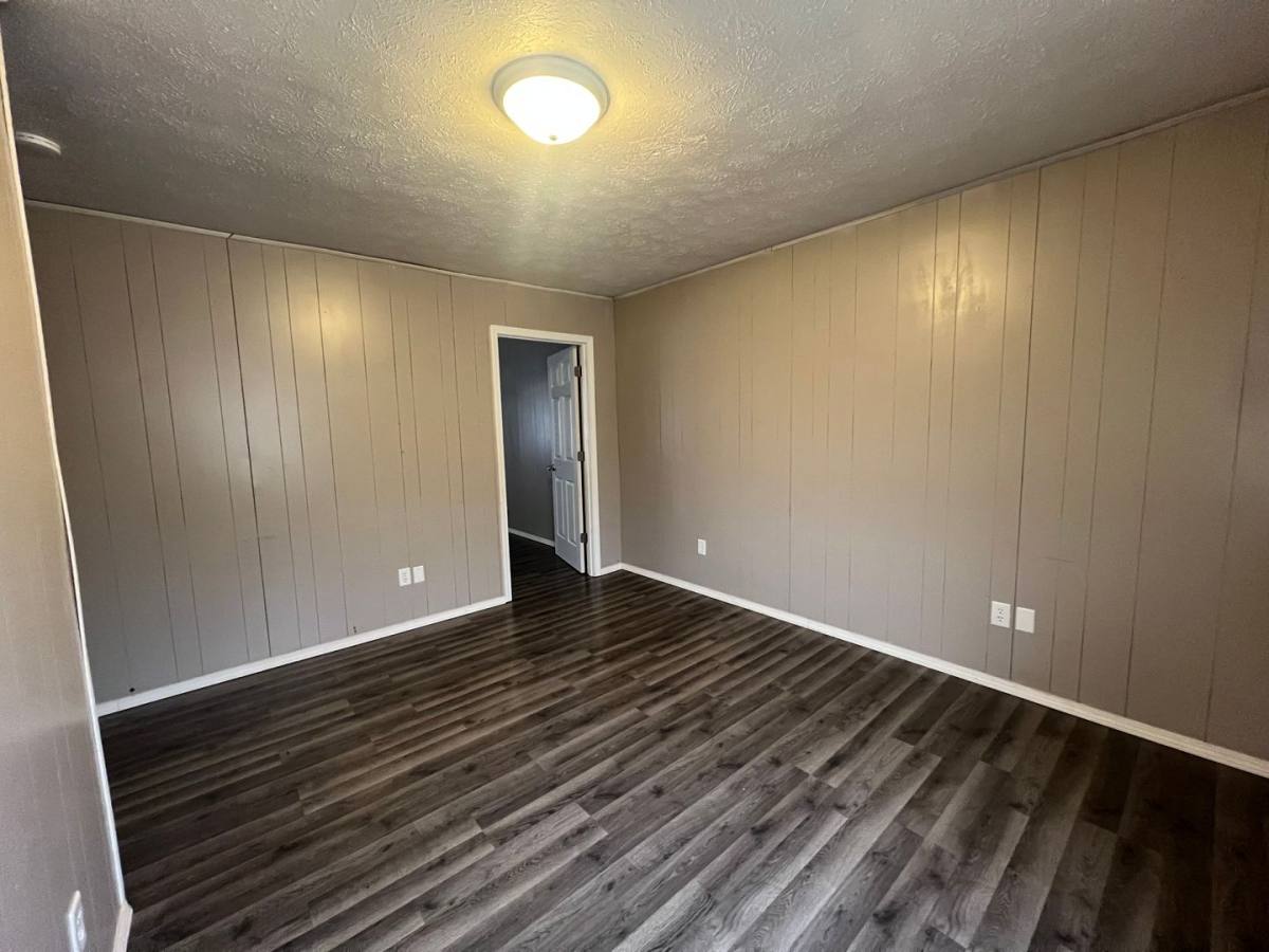 Apartment for rent at 2323 S Business Highway 65, Hollister, MO 65672
