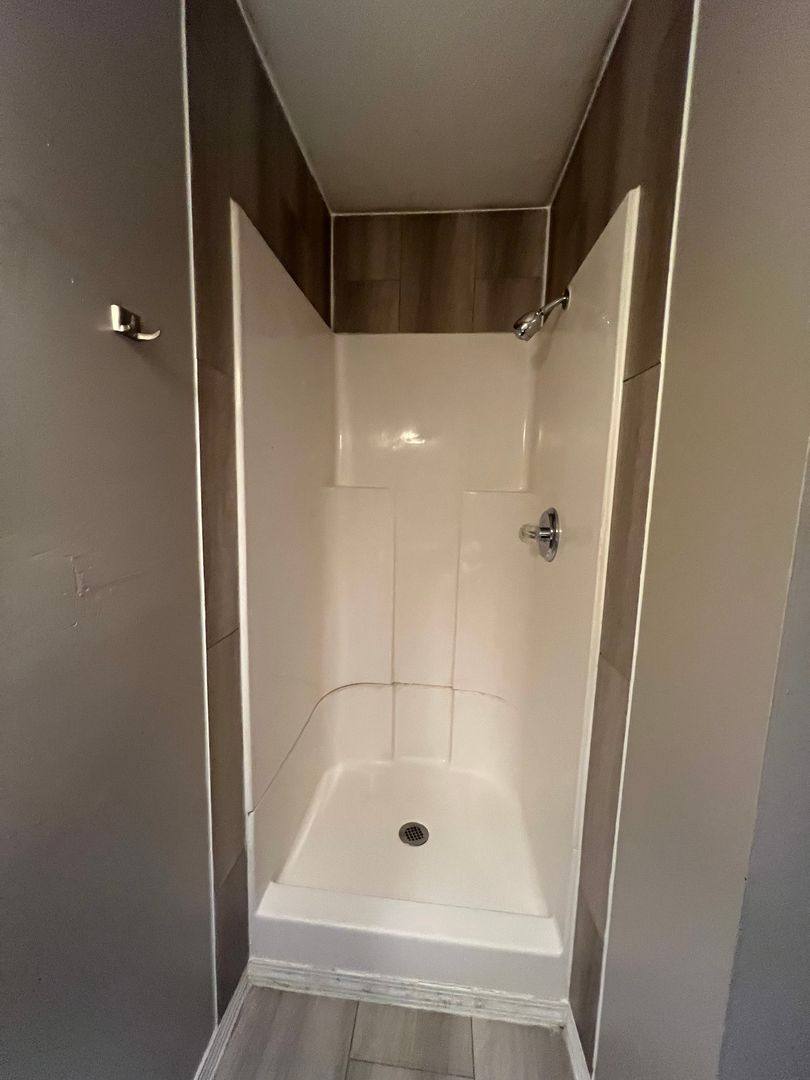Apartment for rent at 2323 S Business Highway 65, Hollister, MO 65672