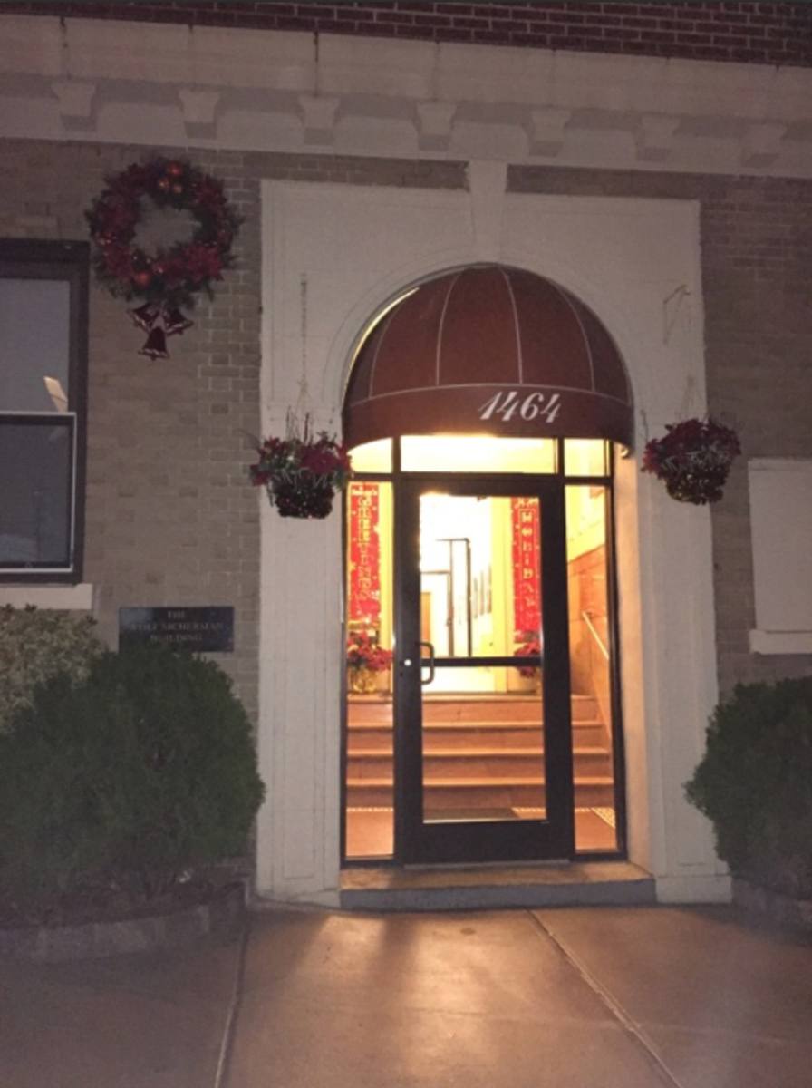 Apartment for rent at 1464 Lexington Place Aka 1033-39 N Broad St, Elizabeth, NJ 07208