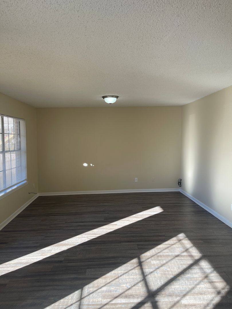 Apartment for rent at 2420 Linden Ave, Texarkana, AR 71854