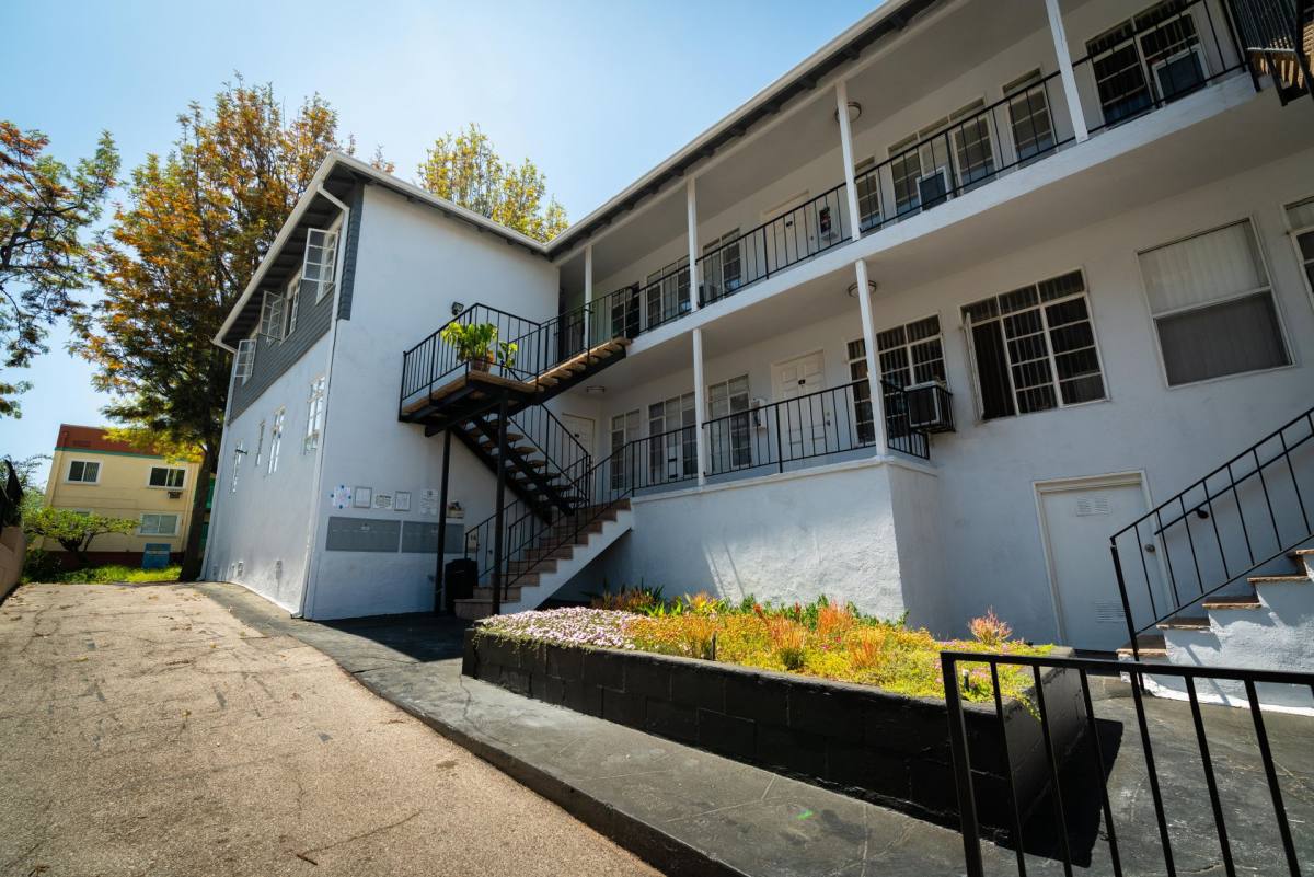Apartment for rent at 478 Landfair Ave, Los Angeles, CA 90024