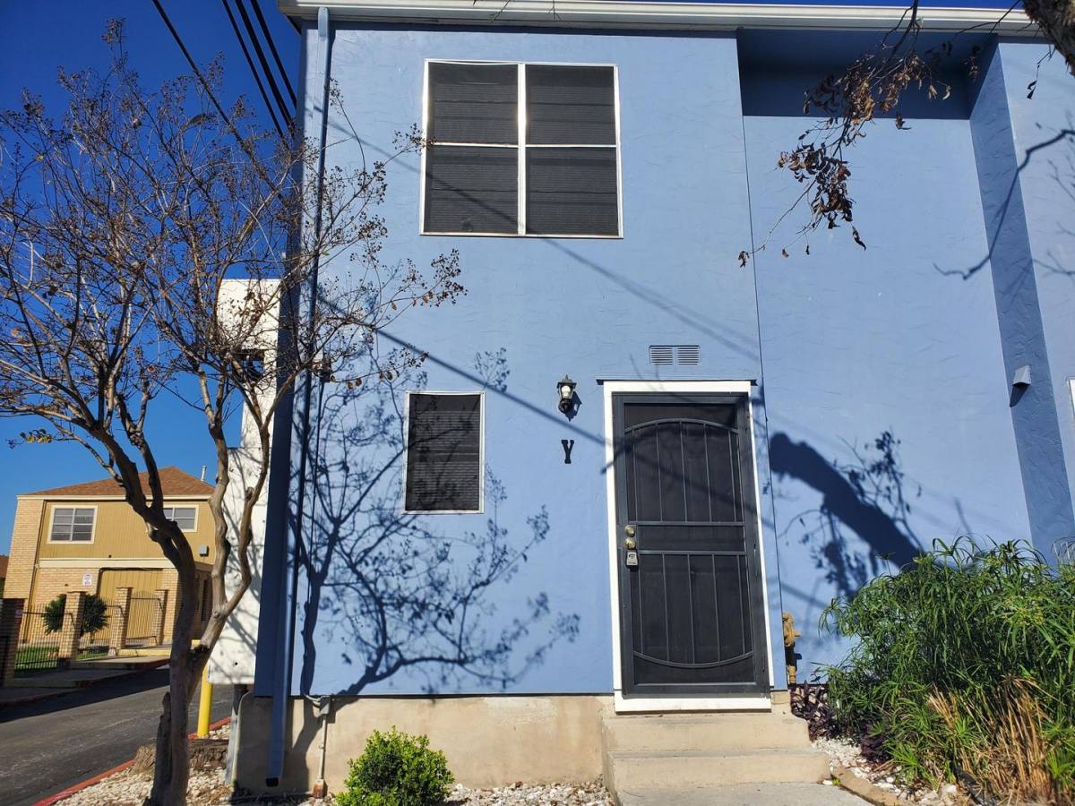 Condo for rent at 911 Vance Jackson #Y, San Antonio, TX 78201