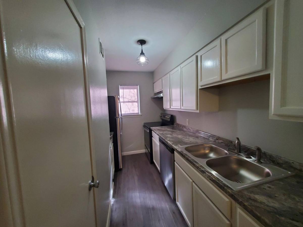 Condo for rent at 911 Vance Jackson #Y, San Antonio, TX 78201