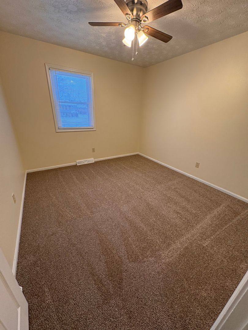 House for rent at 2239 Woodland Trace, Youngstown, OH 44515