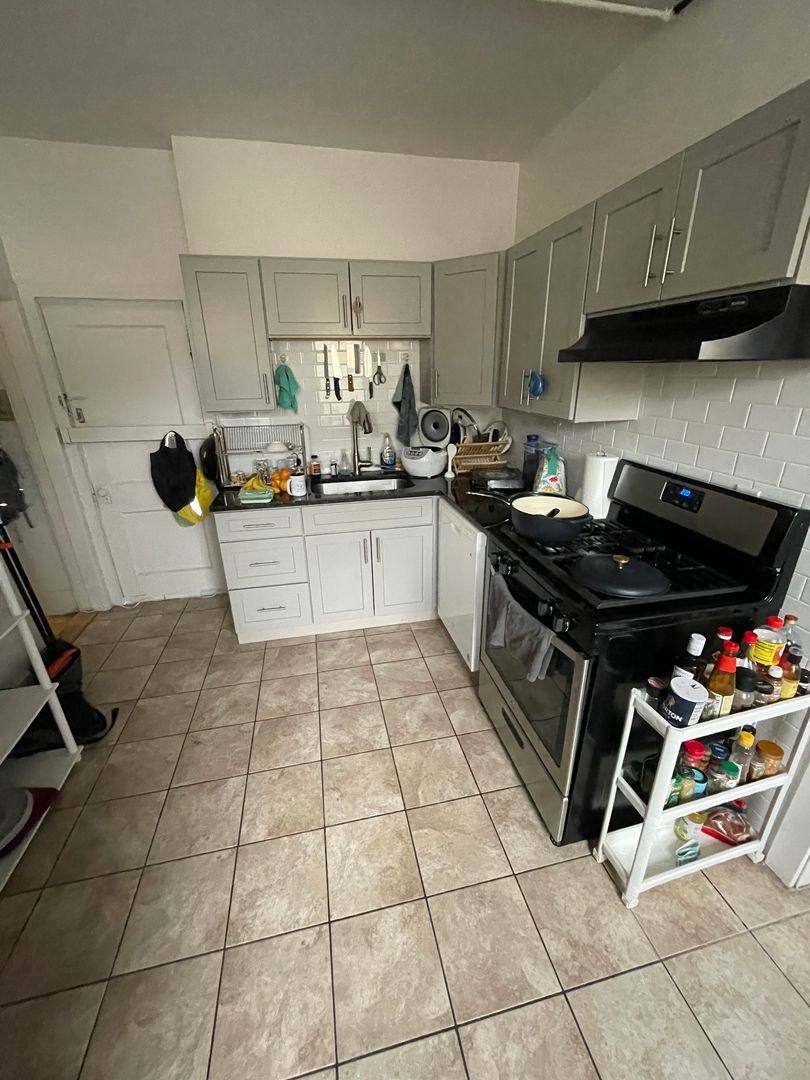 House for rent at 48 Brighton Ave #13, Allston, MA 02134