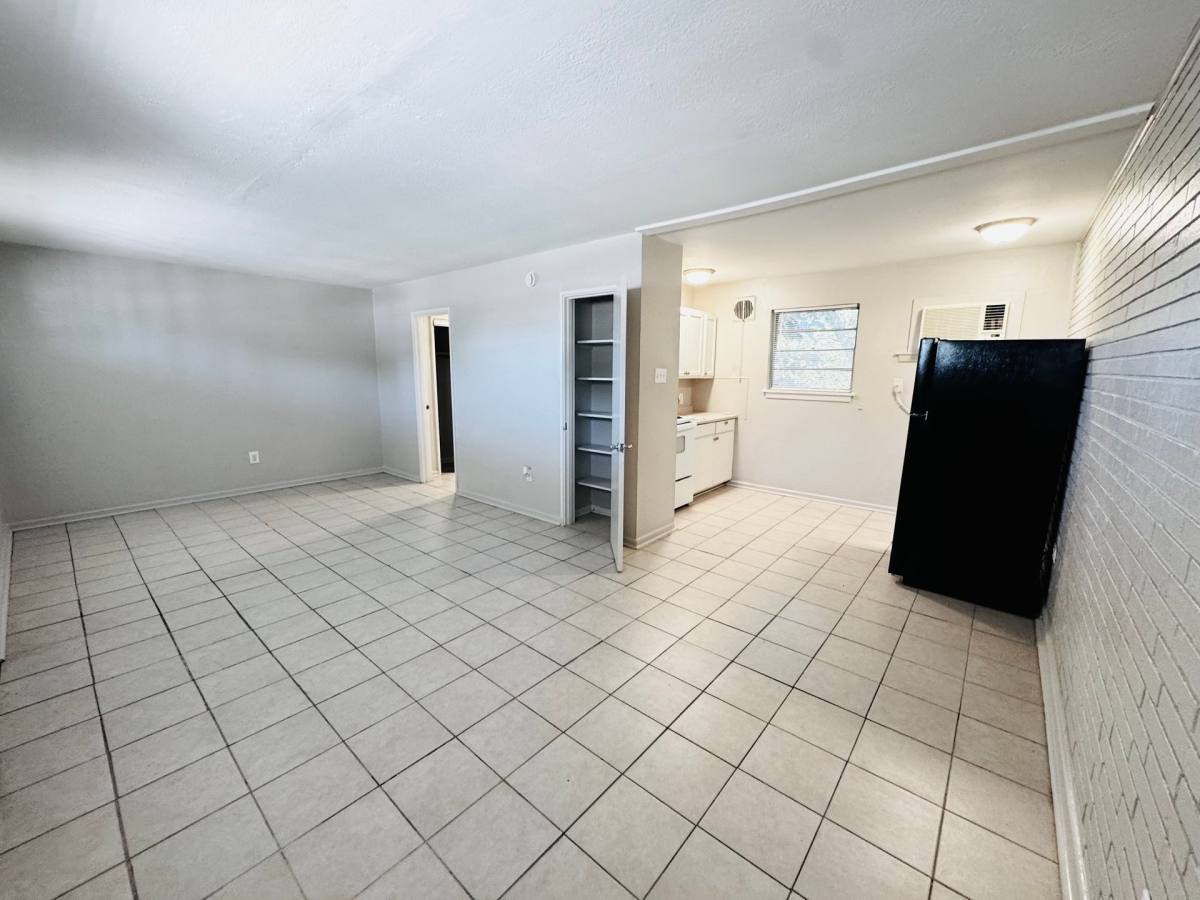 Apartment for rent at 763 W Roosevelt St, Baton Rouge, LA 70802