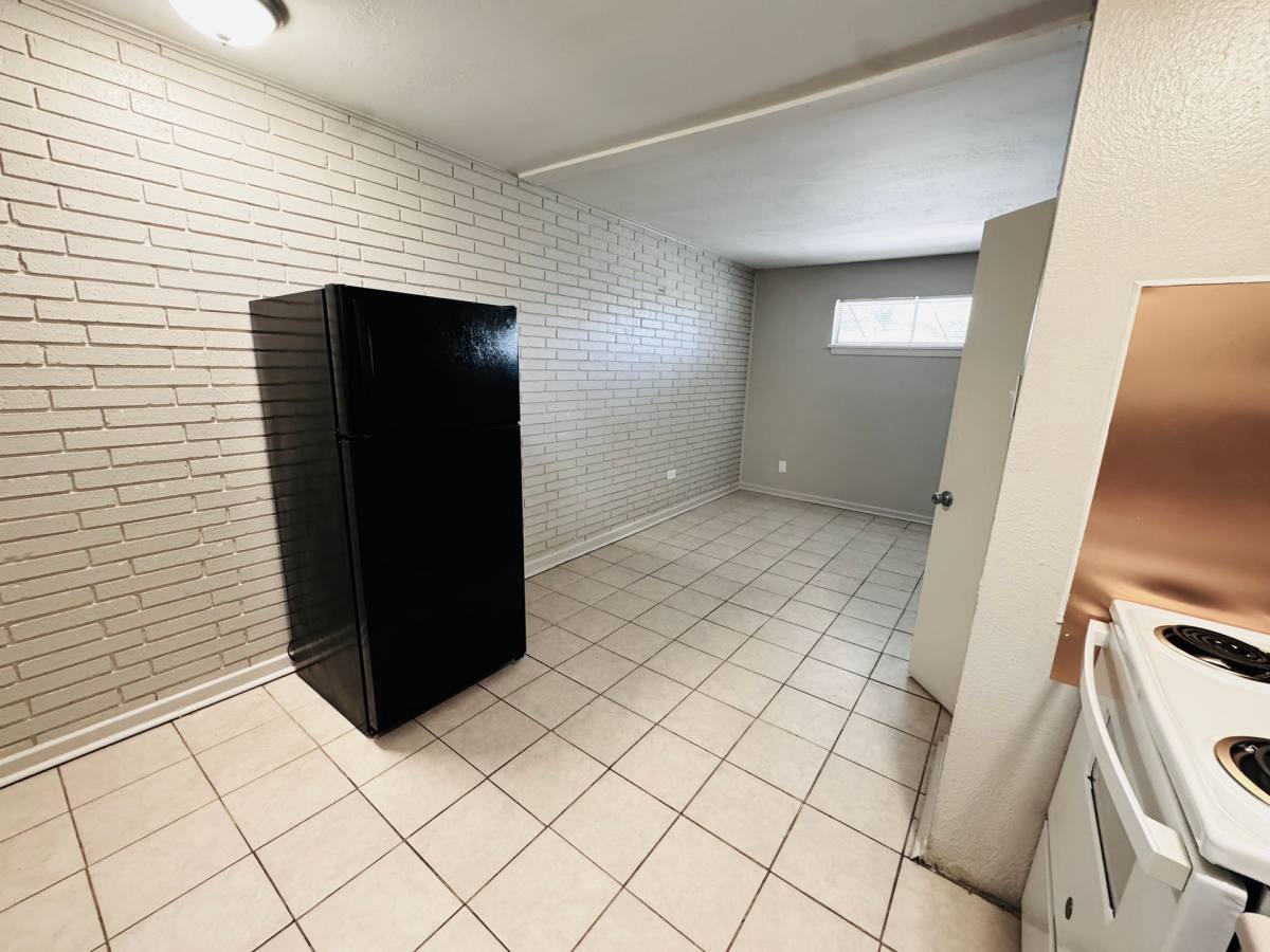 Apartment for rent at 763 W Roosevelt St, Baton Rouge, LA 70802